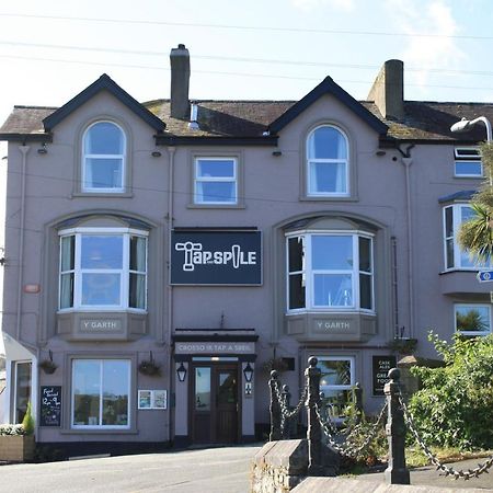 Tap & Spile Hotel Bangor  Exterior photo